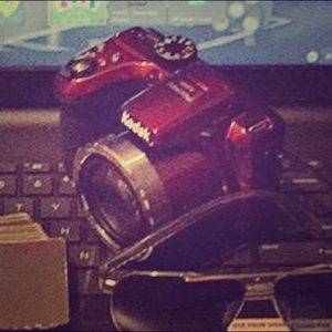 NIKON FLASH CAMERA!!!!